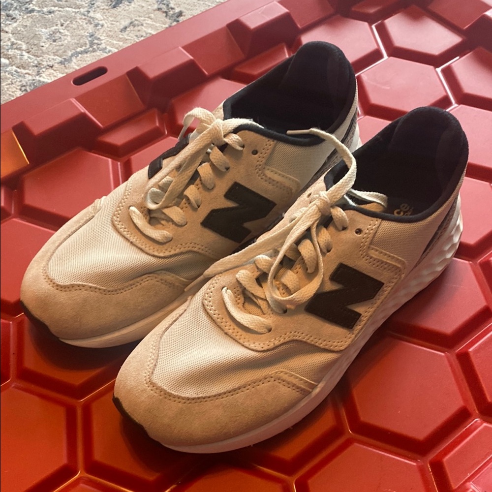 New Balance Sneakers